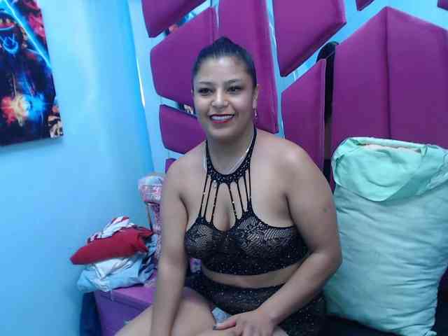 CAROLINASUAREZ webcam