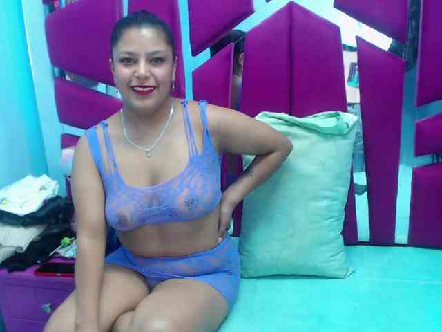 CAROLINASUAREZ webcam