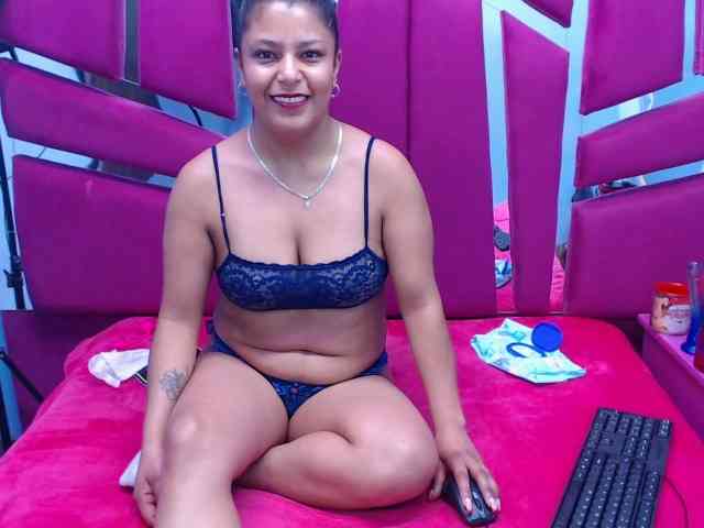 CAROLINASUAREZ webcam