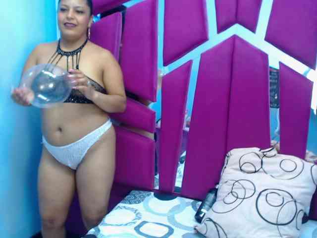 CAROLINASUAREZ webcam