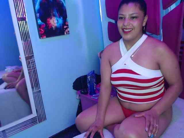 CAROLINASUAREZ webcam