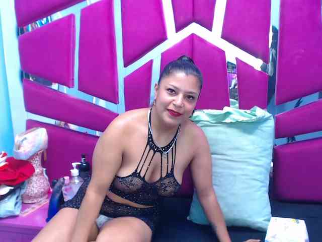 CAROLINASUAREZ webcam