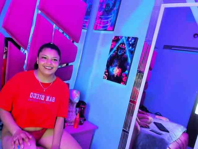 CAROLINASUAREZ webcam