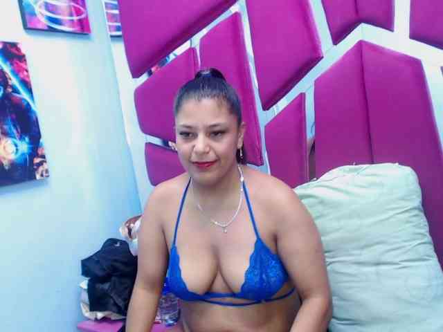 CAROLINASUAREZ webcam