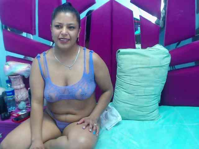 CAROLINASUAREZ webcam