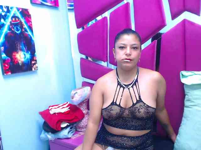CAROLINASUAREZ webcam