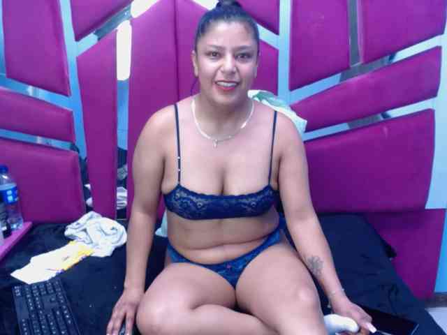 CAROLINASUAREZ webcam