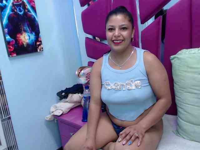 CAROLINASUAREZ CAROLINASUAREZ