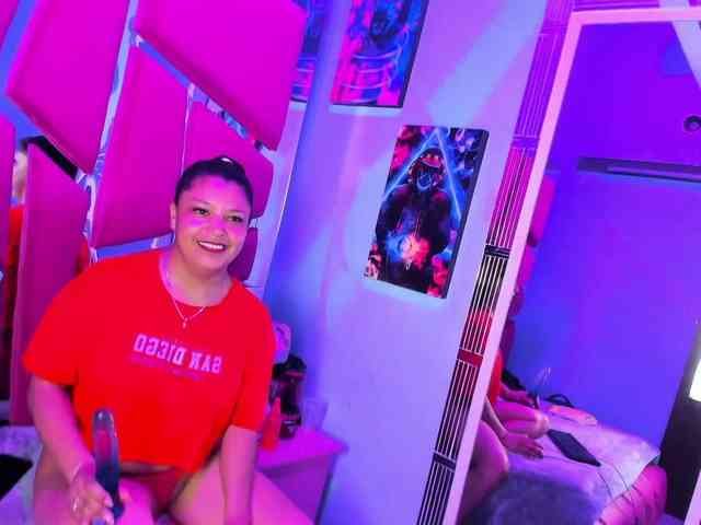 CAROLINASUAREZ webcam