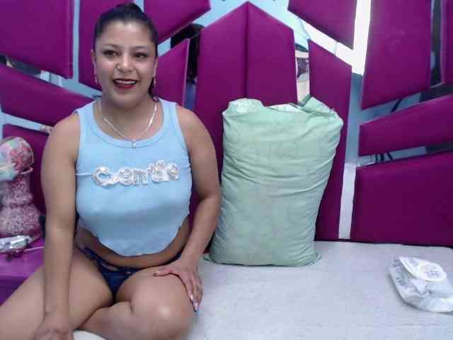 CAROLINASUAREZ webcam