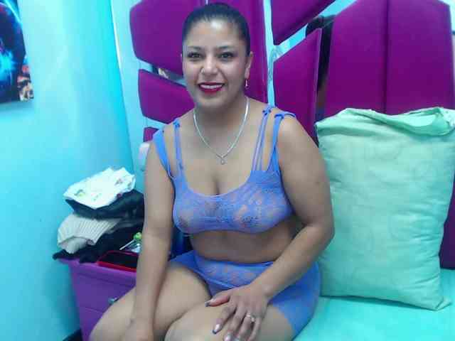 CAROLINASUAREZ webcam