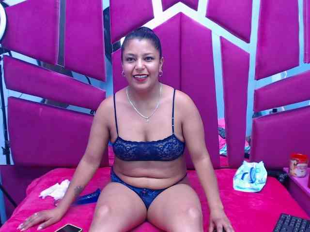 CAROLINASUAREZ webcam