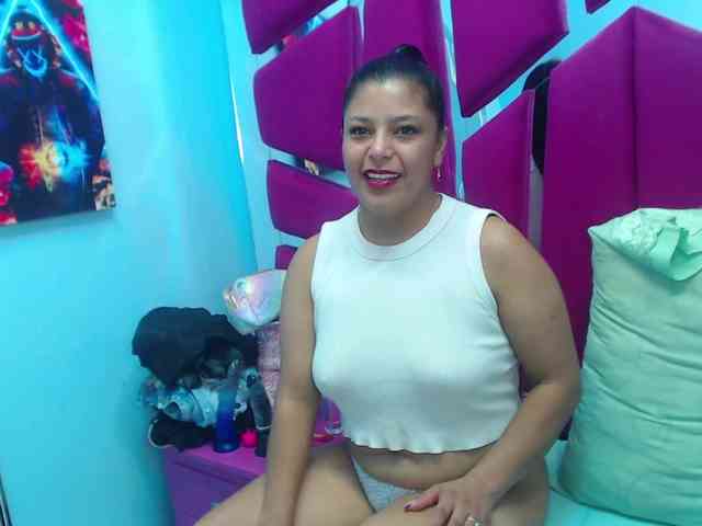 CAROLINASUAREZ webcam