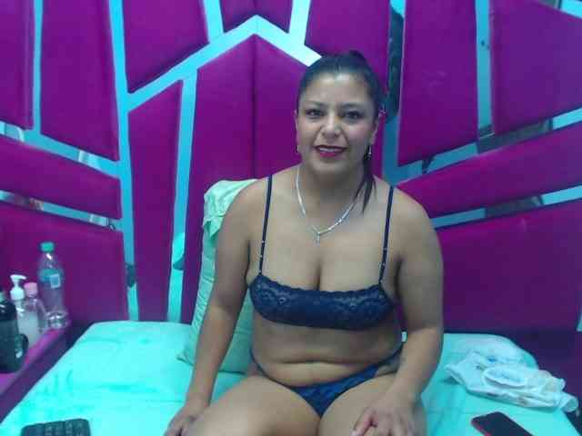 CAROLINASUAREZ CAROLINASUAREZ