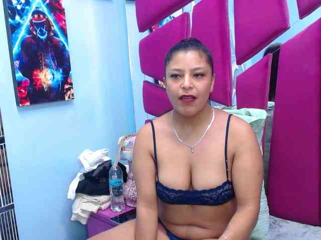 CAROLINASUAREZ webcam