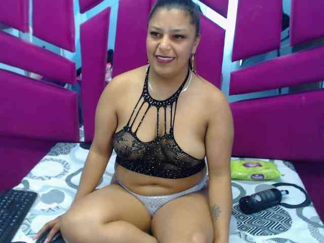 CAROLINASUAREZ webcam