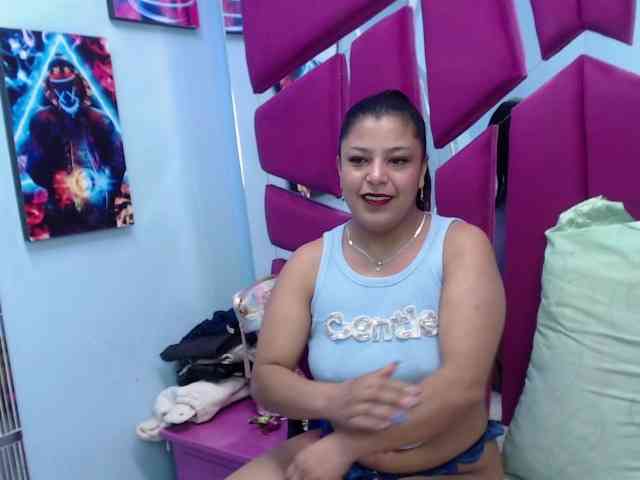 CAROLINASUAREZ webcam