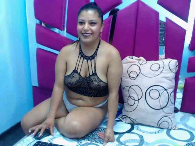 CAROLINASUAREZ webcam