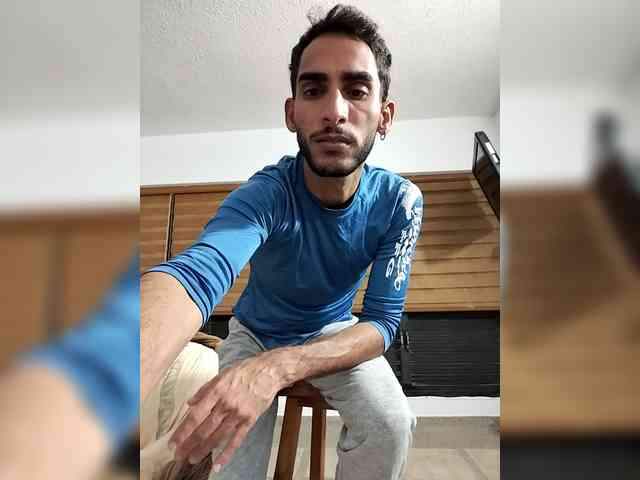Logan115 Live Webcam on BongaCams