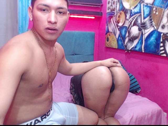 twinksfuck's BongaCams show and profile