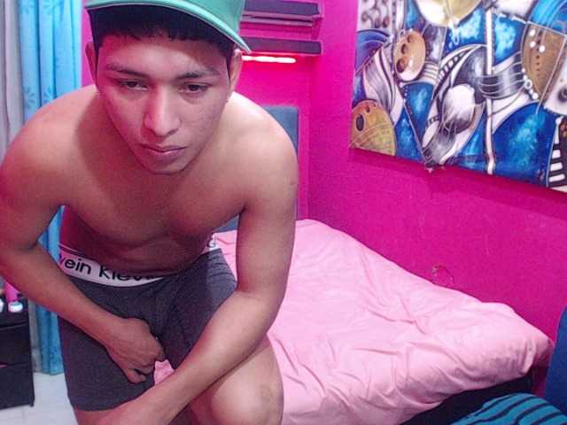 twinksfuck live room