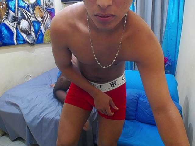  twinksfuck chat room