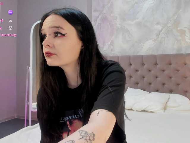 Cassies-Sandy's BongaCams show and profile