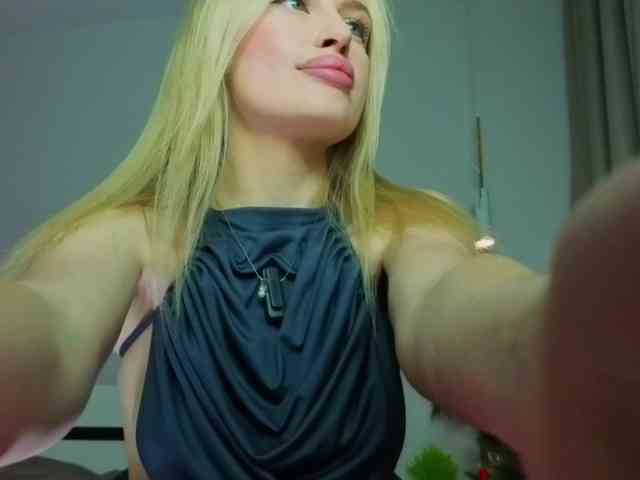 LegallyBlondea webcam