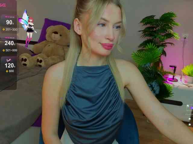 LegallyBlondea webcam