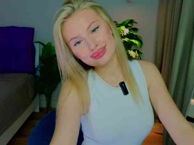 LegallyBlondea webcam