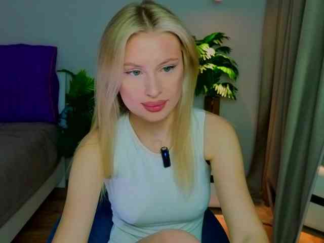 LegallyBlondea webcam