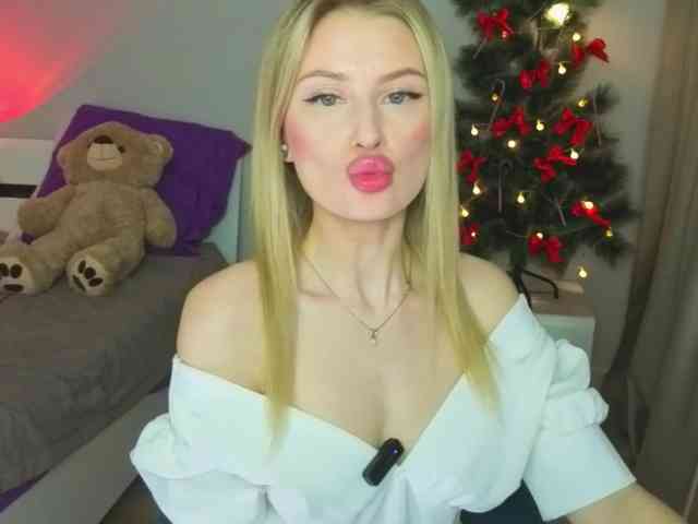 LegallyBlondea webcam