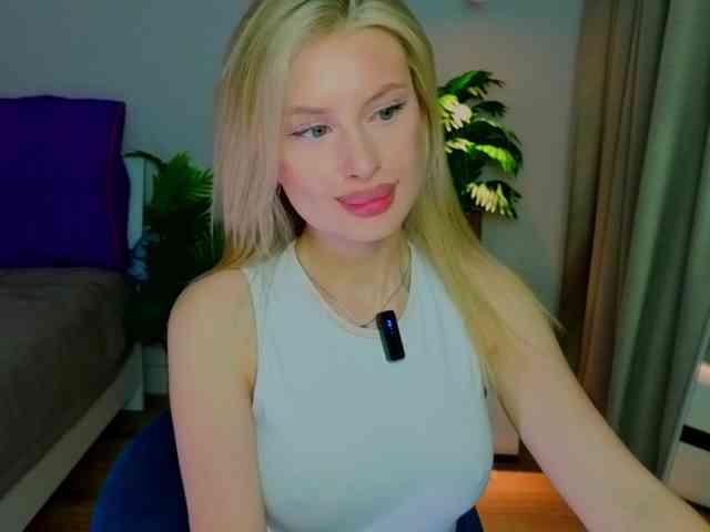 LegallyBlondea webcam