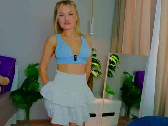 LegallyBlondea webcam