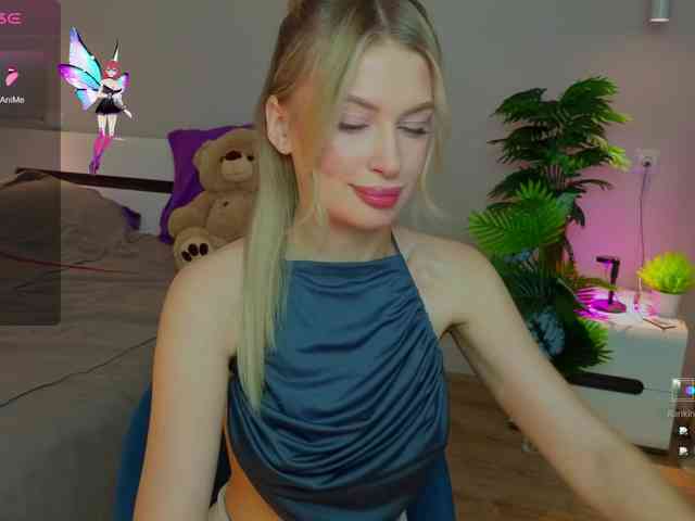 LegallyBlondea webcam