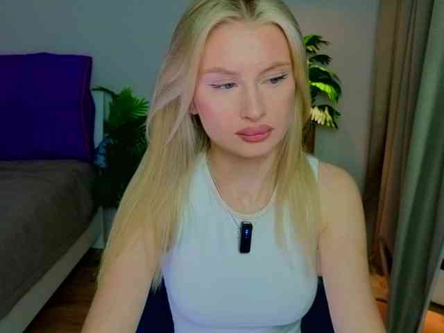 LegallyBlondea webcam