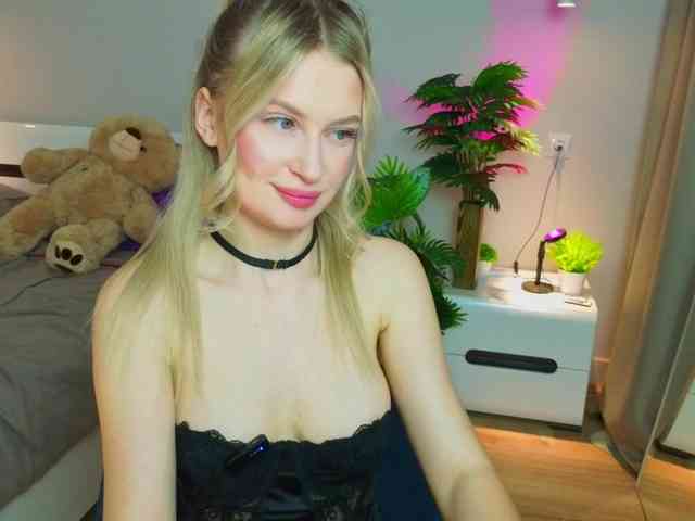 LegallyBlondea webcam