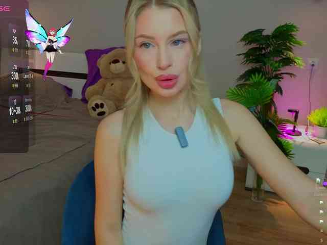 LegallyBlondea webcam