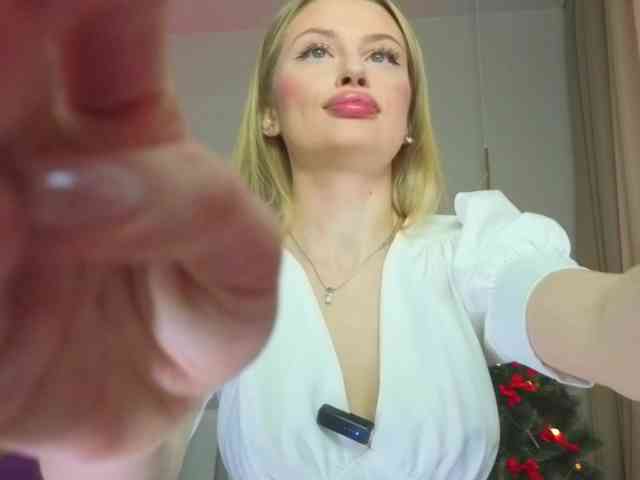 LegallyBlondea webcam