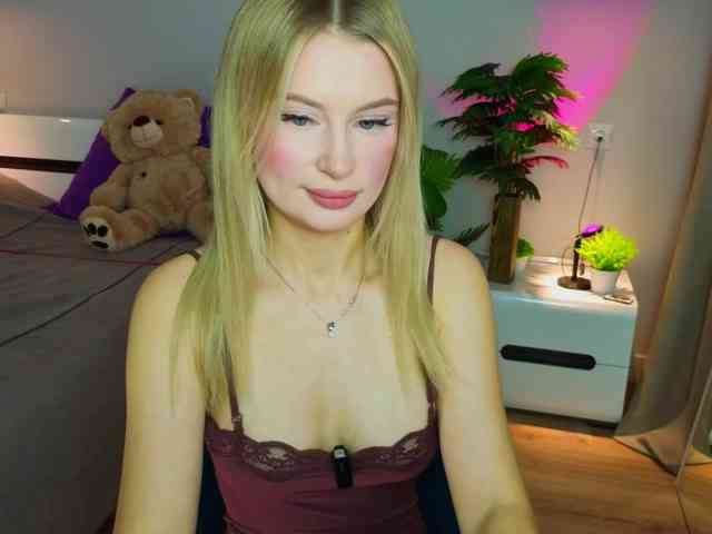 LegallyBlondea webcam