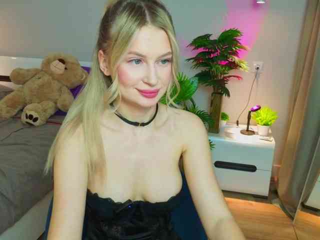 LegallyBlondea webcam