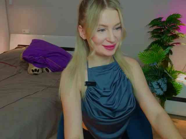 LegallyBlondea webcam