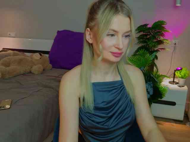 LegallyBlondea webcam