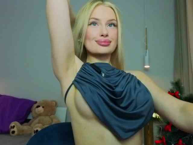 LegallyBlondea webcam