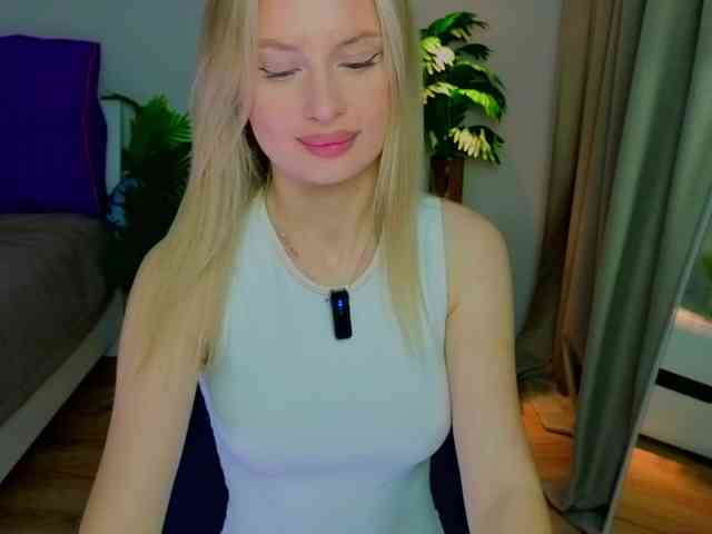 LegallyBlondea webcam