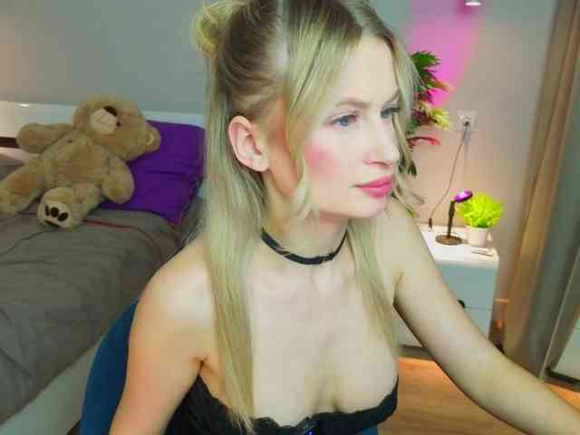 LegallyBlondea webcam