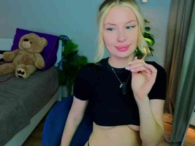 LegallyBlondea webcam