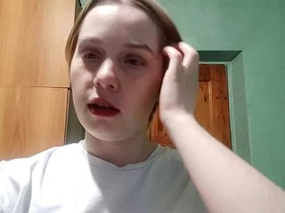 AveryFleurent Porn Show