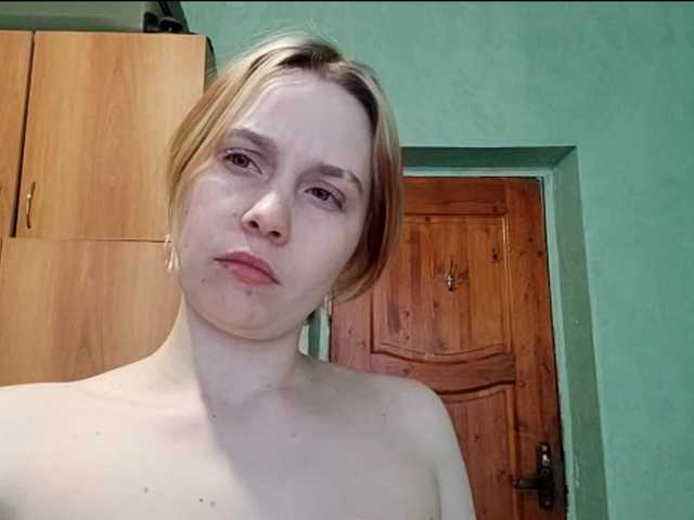 AveryFleurent – webcam model profile photo