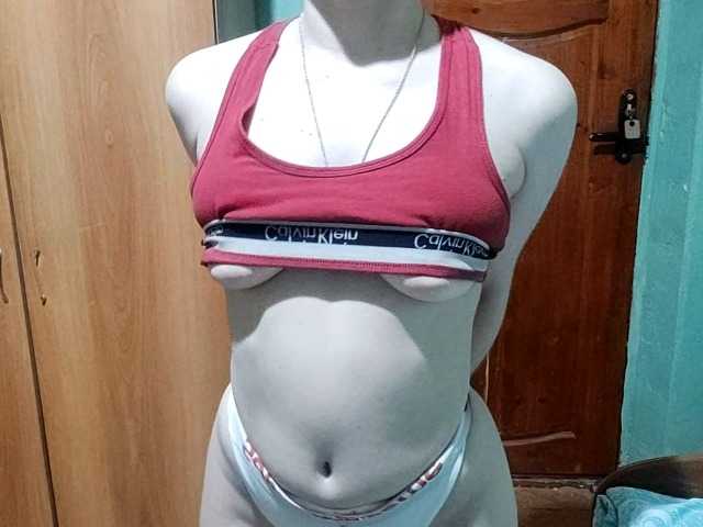  AveryFleurent chat room